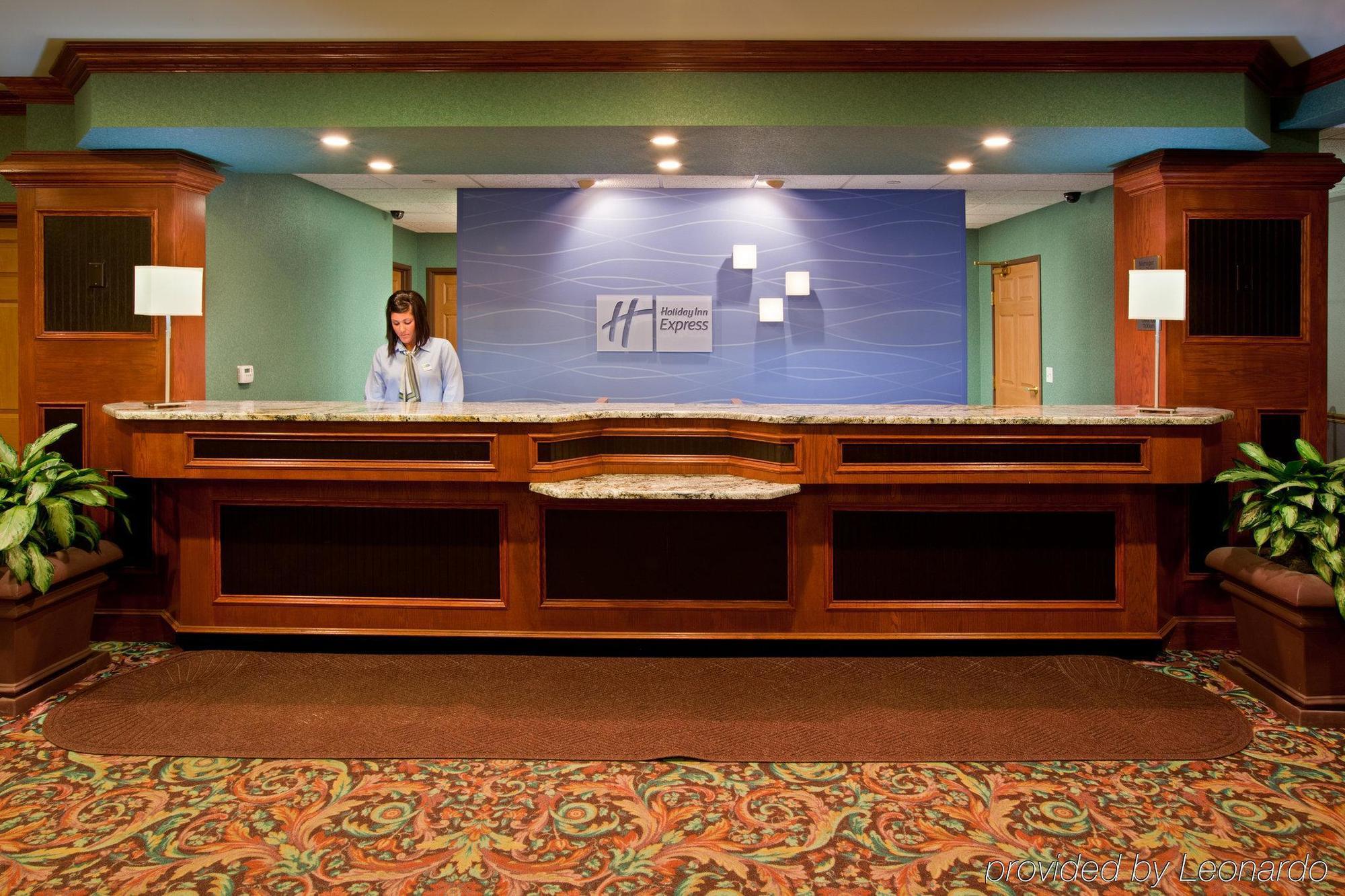 Holiday Inn Express Grand Rapids Southwest, An Ihg Hotel Grandville Exterior photo